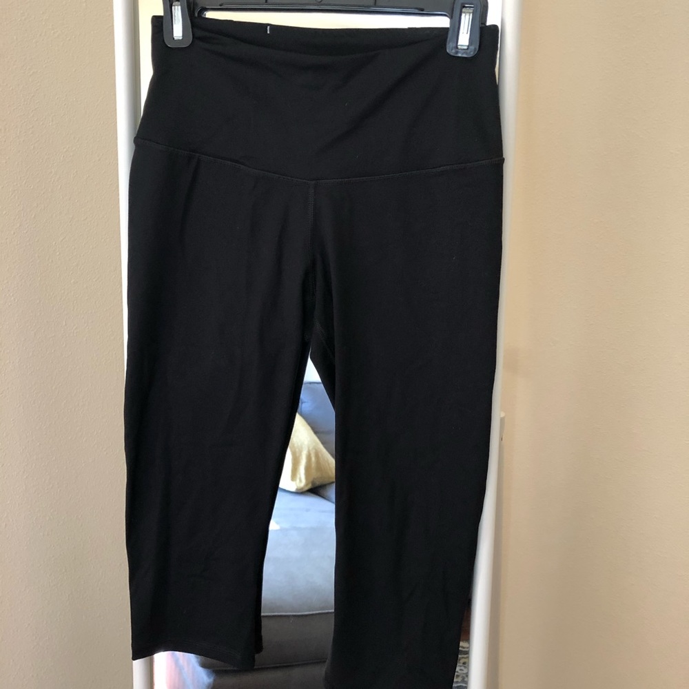 Victoria’s Secret Sport Knockout Cropped Legging